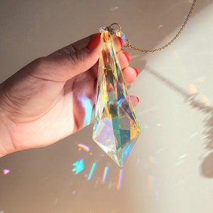 Crystal Suncatcher AURORA BOREALIS – XXL Rainbow Prism Window Hanging – Healing Feng Shui Light Catcher – Fall Boho Home Decor Gift
